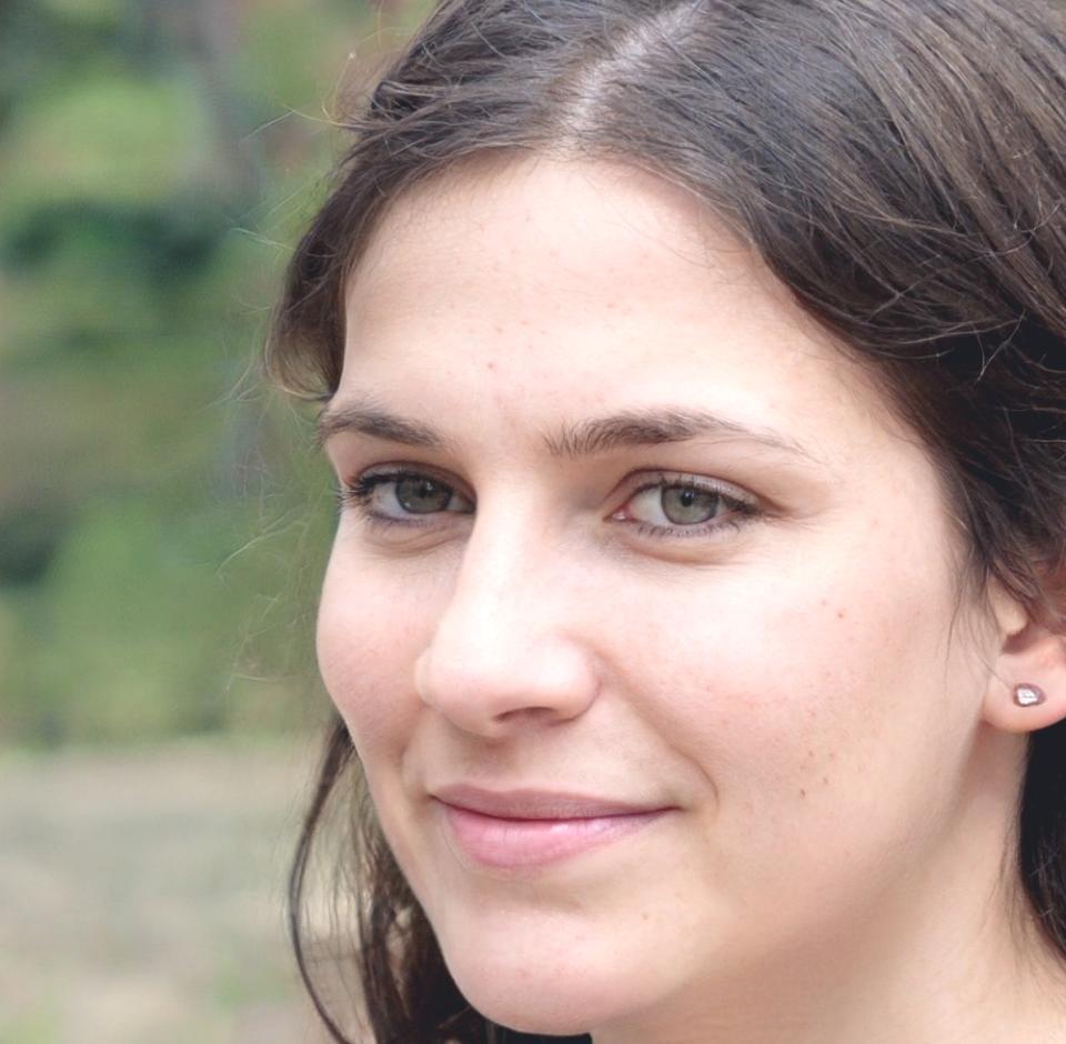Dorota Kwiecień, active lifestyle participant and calorie tracking user